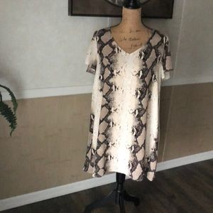 Python print dress